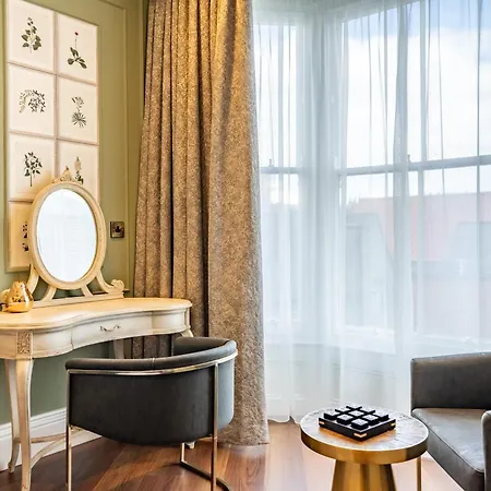 34 Coney Street Apartment